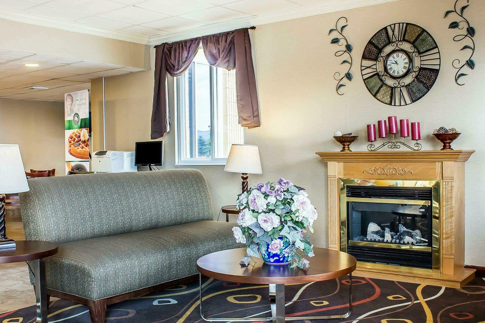 Baymont By Wyndham Scranton Dunmore Exterior foto