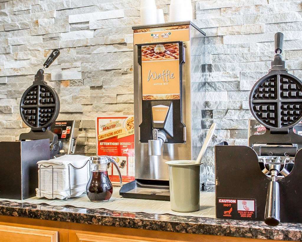 Baymont By Wyndham Scranton Dunmore Restaurant foto