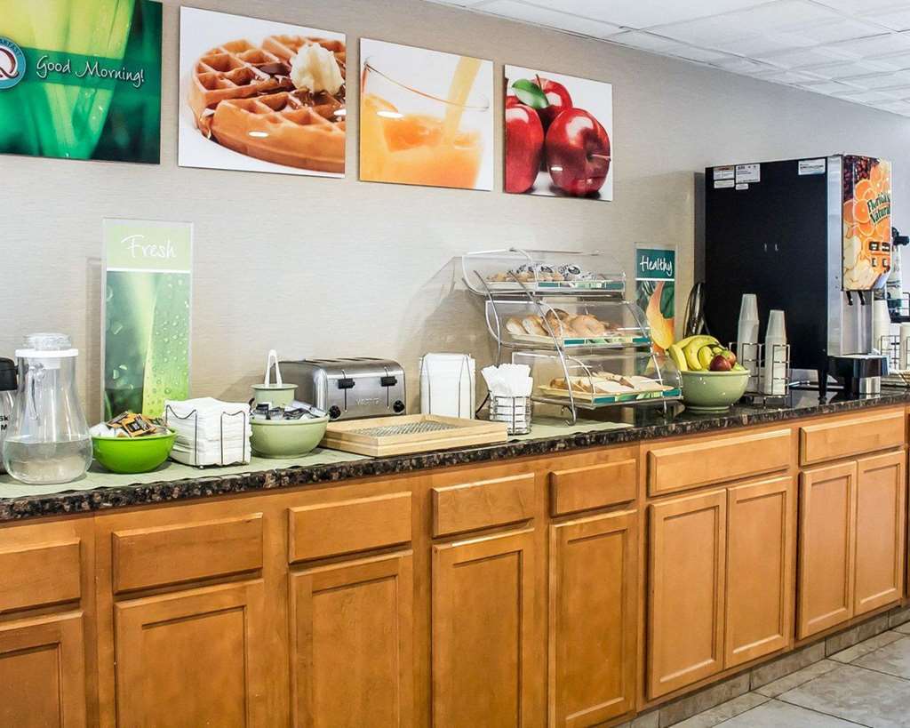 Baymont By Wyndham Scranton Dunmore Restaurant foto